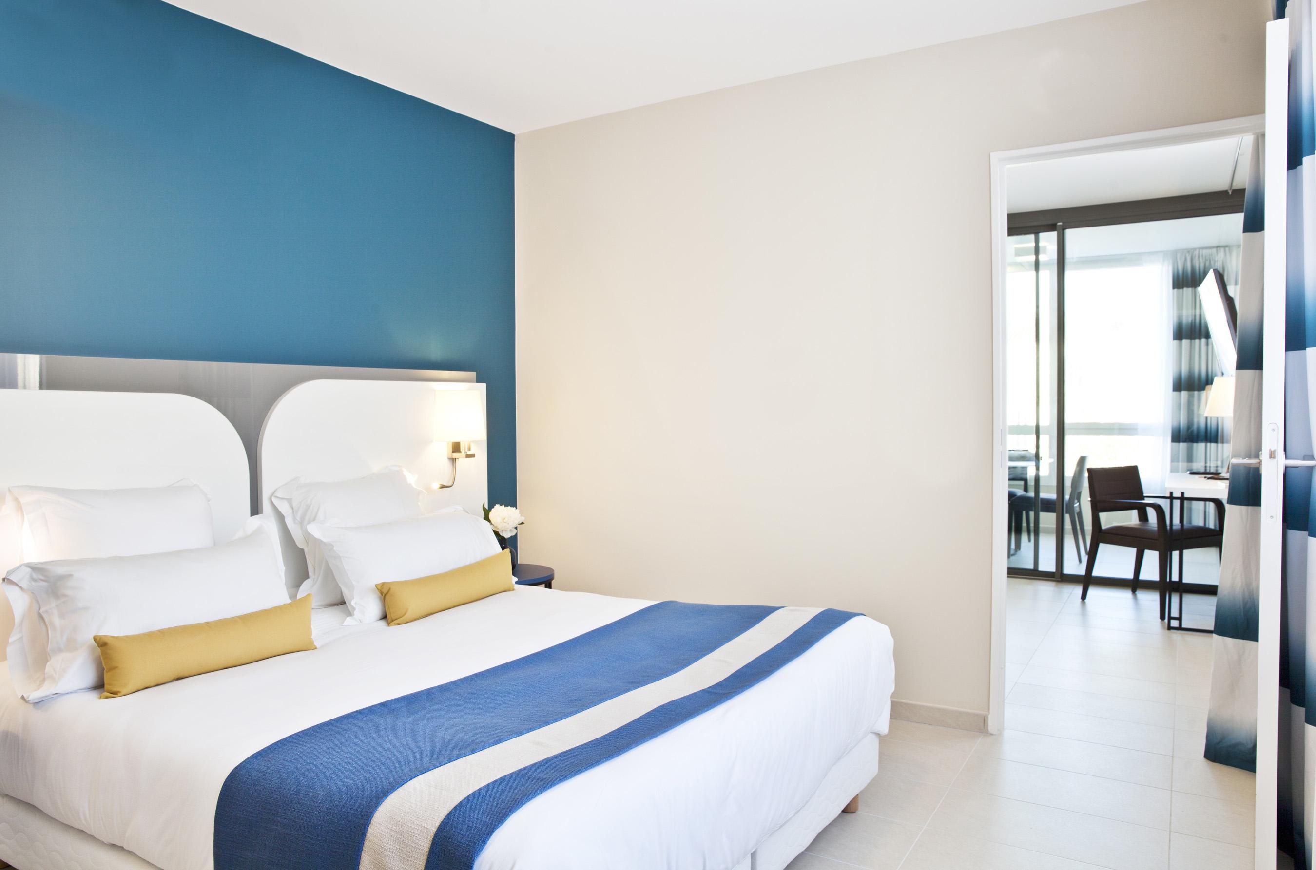 Aparthotel Residhome 4*